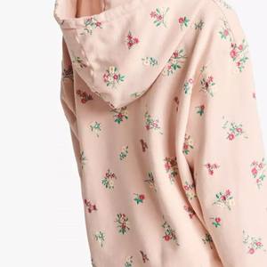 เสื้อฮู้ดดี้ปักลายคุณภาพสูงสำหรับผู้ชาย ผ้าฝ้าย 100% เป็นมิตรกับสิ่งแวดล้อม ระบายอากาศได้ดี รับสกรีนโลโก้/ออกแบบเอง แขนยาว สำหรับผู้ใหญ่ - Product Image 5