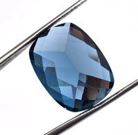 Topaze bleue de Londres naturelle longue dames de coussin coupe pierre précieuse en vrac à facettes affaire en gros fabricant prix de gros fabrication de bijoux