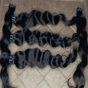 Extensiones de cabello de trama ondulada natural de 30 pulgadas, cabello Remy, máquina de cabello ondulado de origen indio - Product Image 2