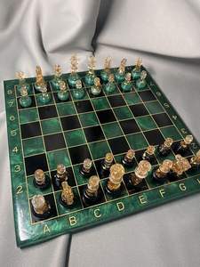 Jeu d'échecs en bois et résine |   Finition de qualité supérieure faite à la main |   Vente en gros directe d'usine - Product Image 2