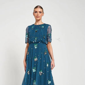 Robe perlée A-Line Tea-Length avec motif floral col rond demi-manche pour bal de promo mariage ou cocktails rassemblements - Product Image 1