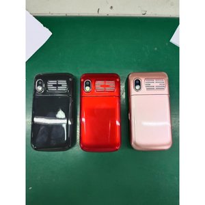 โทรศัพท์มือถือแบบฝาพับ RAZARF6 รุ่นทันสมัย หน้าจอ LCD สีดำขนาด 2.4 นิ้ว พร้อมไฟฉาย รองรับ 4 ซิม กล้อง 8MP ปุ่มกด SOS ภาษาสเปน แบตเตอรี่ขนาดใหญ่ |   ฟา - Product Image 3