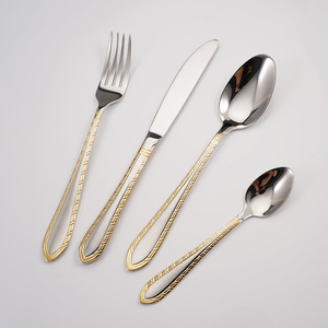 Juego de cubiertos reales chapados en plata más vendidos Diseño grabado y en relieve dorado Juego de súper cubiertos preciosos reutilizables - Product Image 3