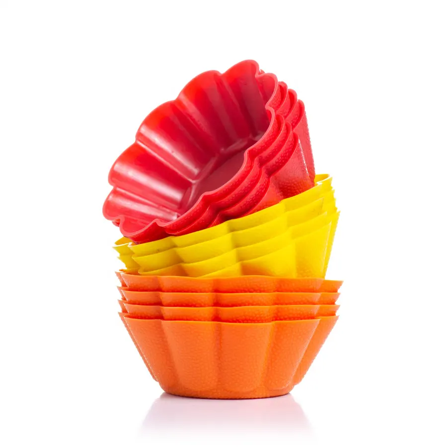 Les moules à cupcakes fabriqués à partir de silicone de qualité alimentaire 100% peuvent être réutilisés plusieurs fois et sont disponibles dans une variété de couleurs