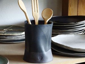 <b>Large</b> Capacity Ceramic Utensil Holder Crock for Kitchen Countertop Spoon Spatula <b>Storage</b> Organizer Heat Resistant Ceramic <b>Jar</b> - Product Image 3