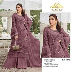 Ensemble de vêtements pour femmes Kurta / Kurti de qualité supérieure, de style traditionnel et de créateur, avec des broderies riches, pour les occasions de fête et de mariage, vente en gros - Product Image 2