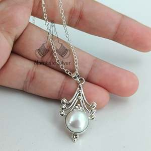 Collier pendentif en argent sterling 925 fait main avec perle d'eau douce pour un cadeau d'anniversaire, de Noël ou de la Saint-Valentin - Product Image 3