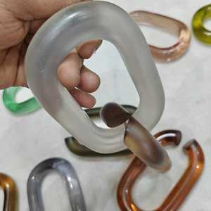 Cadena Decorativa de Resina para Pared, Eslabones Colgantes Modernos de Acrílico, Arte para Decoración de Sala de Estar, Disponible en Todos los Colores - Product Image 5