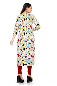 ผ้า crape พร้อมที่จะสวมใส่สำหรับผู้หญิงผู้หญิงพิมพ์ดิจิตอลพิเศษสุดพิเศษแฟนซีดีไซน์ล่าสุดอินเทรนด์ - Product Image 2