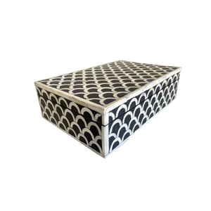 Boîte à bijoux en bois incrusté de os, fabriquée à la main, disponible en différentes tailles et motifs, idéale pour les cadeaux à domicile, en gros - Product Image 1