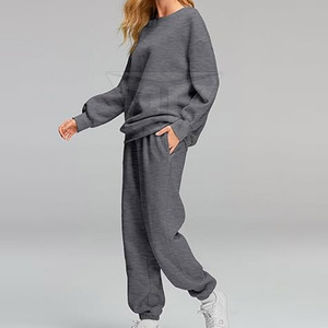 Jersey cómodo de alta calidad, traje de sudor para mujer, diseño ajustado a la moda para entrenamiento de invierno - Product Image 4