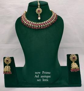 Ensemble de bijoux ethniques en alliage plaqué or avec émeraude, collier, boucles d'oreilles, Maang Tikka, motif floral, pour femmes, mariage indien, fête, bijoux de haute qualité - Product Image 1