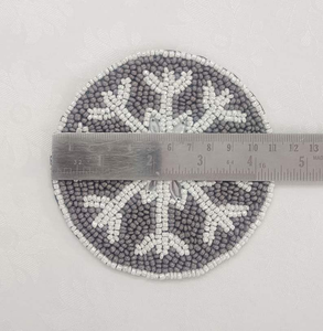 Posavasos con Cuentas - Posavasos Boho con Reverso de Poliéster (4x4 Pulgadas) Vajilla Única - Product Image 2