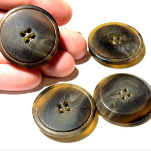 Botones de Cuerno de Búfalo Natural al por Mayor, Acabados y Coloridos para Accesorios de Ropa, Alta Calidad - Product Image 1