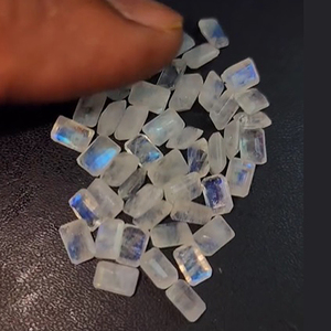 282 piezas de piedra lunar arcoíris 7x5mm 9x10 6mm x 7mm 12x8mm pera 6x6 7x7 8x8 9x8mm cuadrado 6x4 7x5 8x6 9x7mm baguette Faceta 349 Cts - Product Image 1