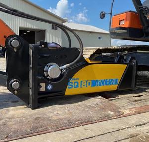 Disjoncteur hydraulique de type boîtier SQ80 avec accumulateur et système de graissage automatique adapté aux excavatrices de 18 à 26 tonnes pour la démolition - Product Image 2