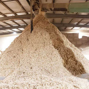 High Quality Pine Wood Shavings Dust-Free Animal Bedding for Horses Small Pets Natural Hardwood Shavings Bulk <b>Agricultural</b> <b>Waste</b> - Product Image 5