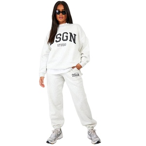 Sudadera estampada negra de moda para mujer, sudaderas personalizadas de moda de invierno cálidas con estilo de ajuste informal de gran tamaño hechas en Pakistán - Product Image 1