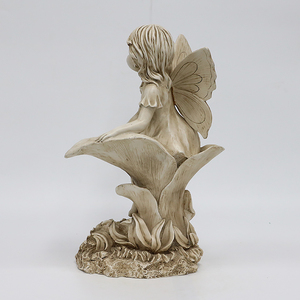Statua da Giardino MGO con Mangiatoia per Uccelli a Forma di Foglia, Figurina d'Angelo in Resina Scolpita per Decorazione Esterna di Patio e Prato - Product Image 4