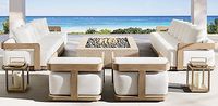 Ensemble de salon d'extérieur élégant, écologique et durable, structure en teck, coussins neutres imperméables et à séchage rapide, style resort moderne