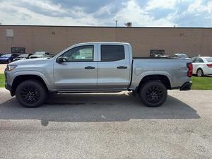 New /USED BLACK 2026 CHE VROLET COLORADO WT 360 Rear Camera 31-40T Load Capacity Emission Diesel /GAS Automatic FOR SALE - Product Image 6