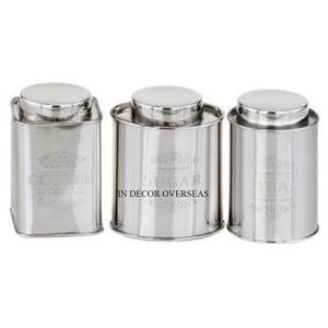 Ensemble de 4 pots de cuisine en étain en métal robuste avec couvercles supérieurs plaqués or. - Product Image 6