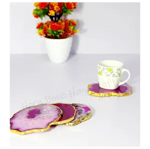 时尚时尚的粉色玛瑙杯垫独特的土工切片饮料垫，用于桌子保护手工制作的天然粉色石头杯垫