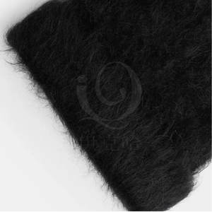 Gorro de punto de felpa con exterior de piel cálida Gorro acanalado suave con piel sintética y aspecto minimalista - Product Image 4