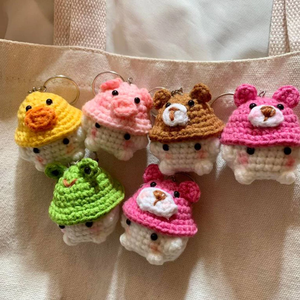 Llavero de Hilo Tejido Personalizado, Adorable Figura de Animal Amigurumi, Accesorio Clásico Hecho a Mano, Regalo de Recuerdo Perfecto, Hecho en Vietnam - Product Image 6