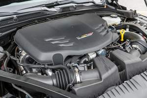 LISTO PARA ENVIAR - USADO, VOLANTE A LA IZQUIERDA |   CONDUCCIÓN DERECHA |   CADILLAC CT4-V BLACKWING 2025, 725 Millas, Motor V6 Twin-Turbo - Product Image 5