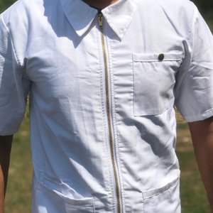 Chaqueta de corte de peluquero blanca premium personalizada-Chaqueta de aseo para mascotas - Product Image 1