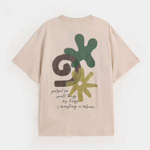 Camiseta gráfica al por mayor de ropa informal | Camiseta hip hop de gran tamaño con logotipo personalizado | Camiseta de moda urbana OEM - Product Image 5