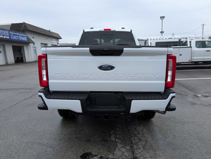 2026 Ford Super Duty F-350 SRW 4WD Extended Cab Pickup Manual Transmission Left <b>Hand</b> Drive <4L Diesel Engine 405 Horsepower - Product Image 4