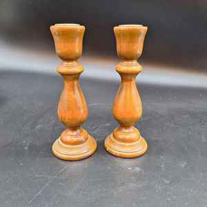 Portavelas de Madera Artesanal y Duradero con Color y Tamaño Personalizables para Bodas y Decoración del Hogar - Product Image 1