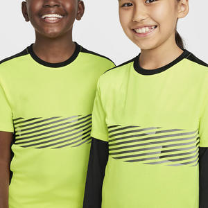 Maillots de football en gros | Uniformes de football personnalisés OEM/ODM | Usine de kits de vêtements d'équipe et fournisseur du Pakistan - Product Image 3