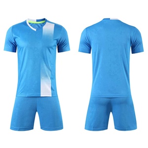 Conjunto de ropa de fútbol personalizado último modelo con logotipo personalizado y nombre del equipo de impresión uniformes deportivos - Product Image 3