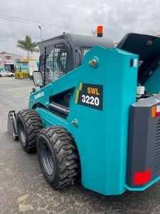 รถตักล้อยางรุ่นใหม่ Sunward SWL3220 ปี 2025 ขนาดเล็ก ใช้เครื่องยนต์ Kubota พร้อมปั๊มประสิทธิภาพสูง เกียร์บ็อกซ์ Huade และกระบอกไฮดรอลิก - Product Image 3