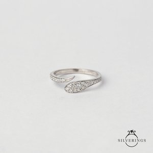 Anillo de Plata de Ley 925 con Cierre de Amor y Circonita Dorada para Regalo - Product Image 4