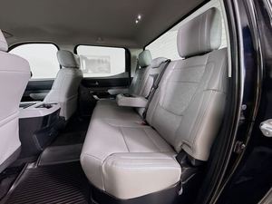 รถกระบะ T-UNDRA LIMITED ปี 2024 ไมล์น้อย เกียร์อัตโนมัติ - Product Image 4