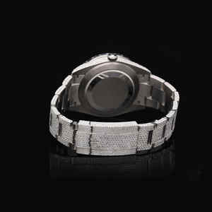 Montre glacée unisexe de haute qualité VVS Clarity Diamond Cloutée Boîtier en acier inoxydable carré Cadran en cristal Excellent pour les affaires en Inde - Product Image 3