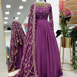 Listo para Brillar con un Impresionante Traje de Anarkali para Bodas y Fiestas, Traje de Anarkali de Georgette - Product Image 1