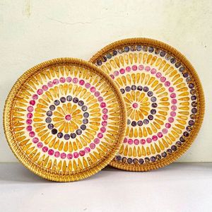 Bandeja de servicio de ratán Natural para artesanías de alta calidad Bandeja artesanal con incrustaciones de madreperla respetuosa con el medio ambiente - Product Image 5