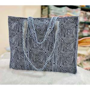 Bolso Tote Grande Estilo Bohemio de Jaipur, Impresión a Mano, Algodón Acolchado, Cierre Abierto, Decoración Bordada, Ecológico, Gran Capacidad - Product Image 5