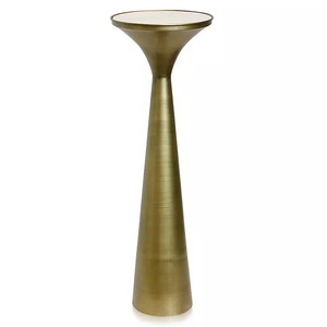 Tables d'appoint et d'appoint modernes en métal et en marbre de style luxueux, parfaites pour les appartements et les halls d'hôtel. - Product Image 6