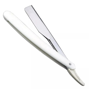 Maquinilla de afeitar con mango de plástico y borde recto para Barba de salón hecha con acero inoxidable - Product Image 1