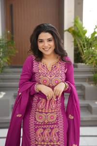 Lancement d'un nouveau look de fête de créateur, ensemble haut, pantalon et dupatta, entièrement cousu, prêt à porter, costume traditionnel - Product Image 5