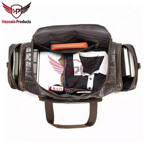 พรีเมี่ยม OEM ที่กําหนดเองจระเข้พิมพ์ลายจระเข้ของแท้หนังเสื้อผ้าค้างคืนกระเป๋าเดินทางวันหยุดสุดสัปดาห์กระเป๋า Duffel - Product Image 6