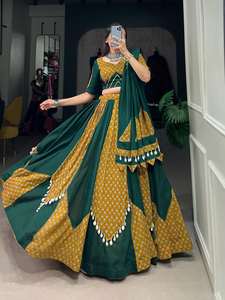 Elegante Lehenga Choli Navratri, Tela Ligera y Cómoda, Estilo Étnico Elegante, Perfecto para Mujeres - Product Image 5