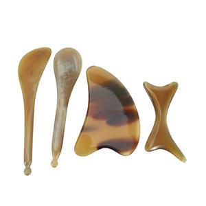 Masseur facial en corne de buffle, planche Gua Sha pour le lifting du visage et le grattage - Product Image 4