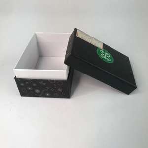 Caja de Regalo Personalizada de Papel de 2 mm de Grosor para Cumpleaños, Navidad, San Valentín, Bodas, con Cubierta Superior UV y Dos Piezas Inferiores - Product Image 5